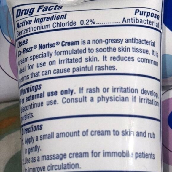 CaRezz Norisc Antibacterial Skin Care Cream With Aloe Vera & Vitamins A D & E Fo - Picture 2 of 6